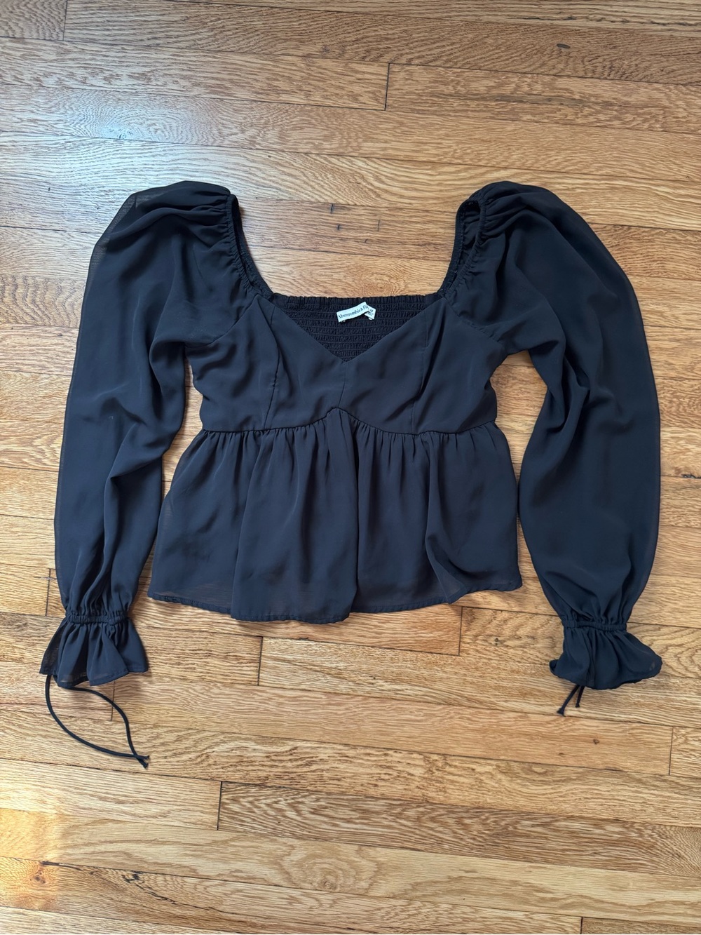 Abercrombie & Fitch Black Long-Sleeve Blouse, Size Medium